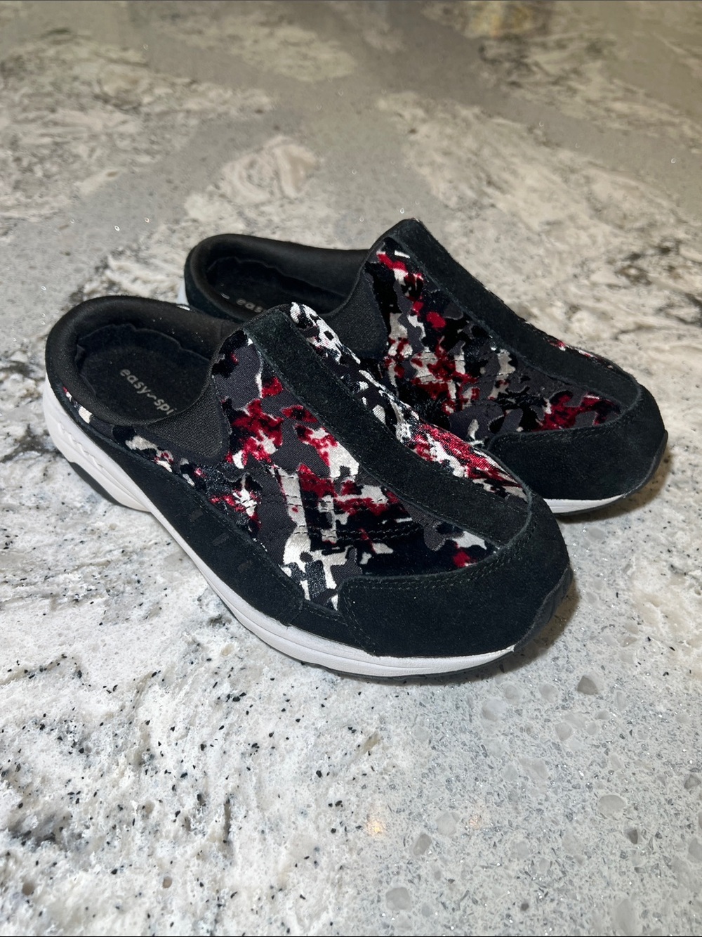 NEW Easy Spirit Traveltime Slip-On Floral Mule Clogs Size 6W
